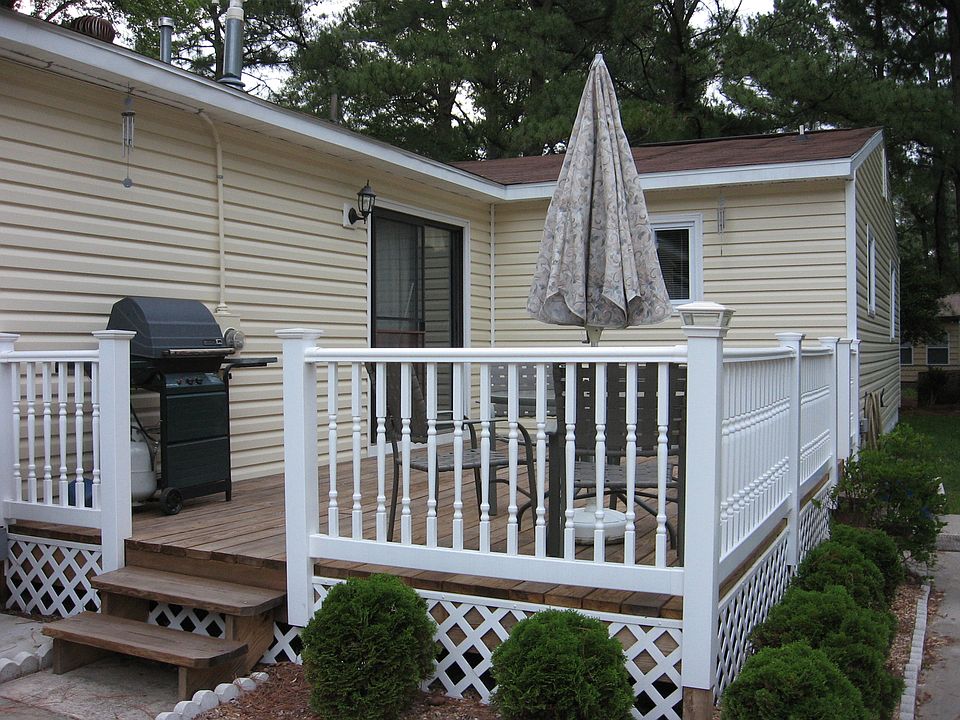 2nd image of 2821 Colonial Dr