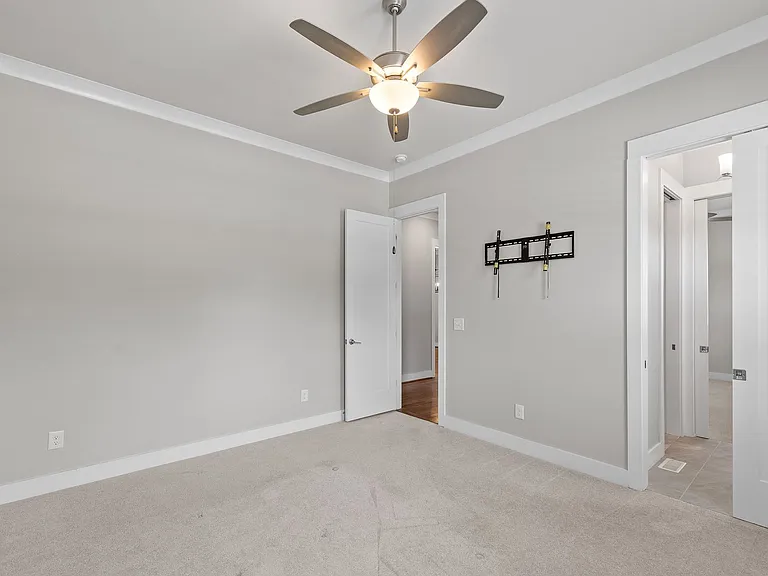5601 Old Pearce Rd — Photo 15