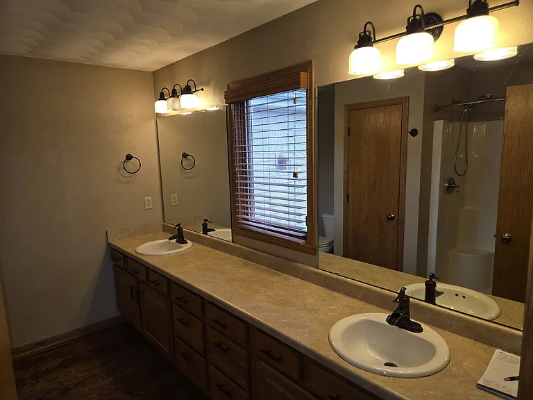 535 Westfield Dr — Photo 21