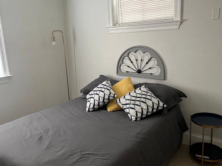 2228 Riverland Dr — Photo 4