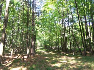 Timber Ln, Green Bay, WI 54313