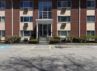 5 Albert Dr Unit 10, Woburn, MA 01801
