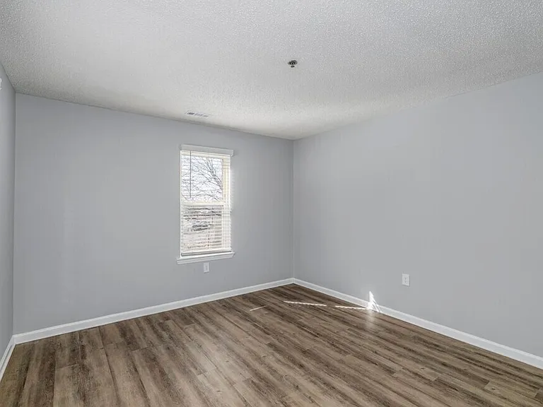 Ayrsley Landing — Photo 36