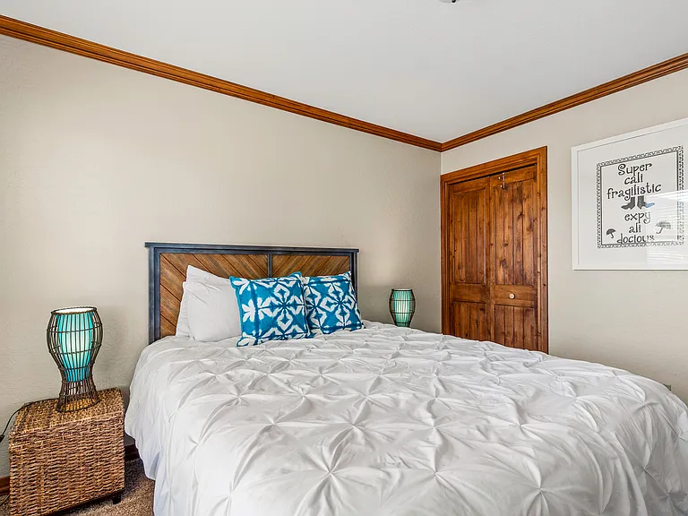 8950 W Antoinette Way — Photo 27