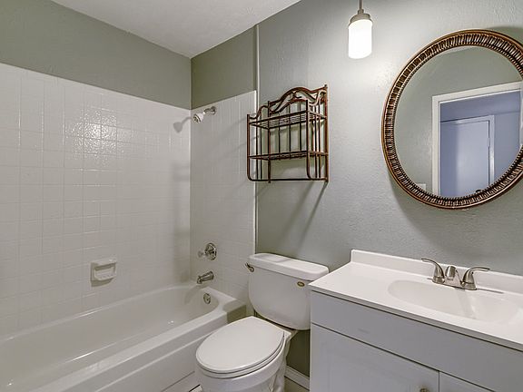 004-9202PollardSt-Rowlett-TX-small.jpg