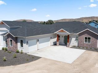 1360 Jordan Ln, Emmett, ID 83617