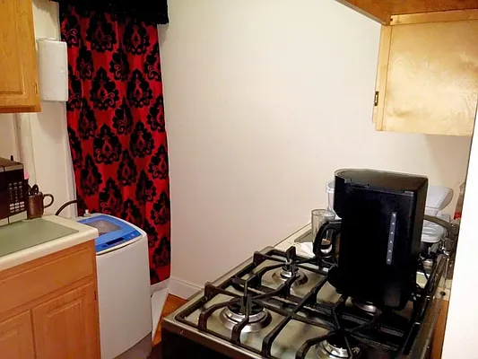 Rented by Crosstown Apartments NYC | media 30