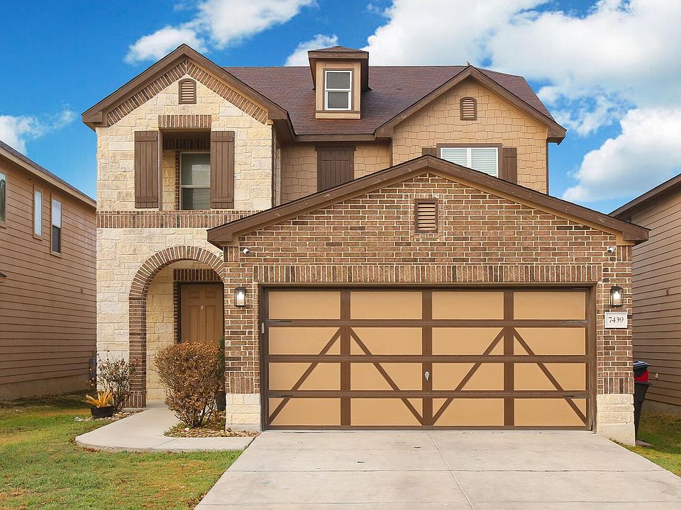 1st image of 7439 Bluebonnet Bay