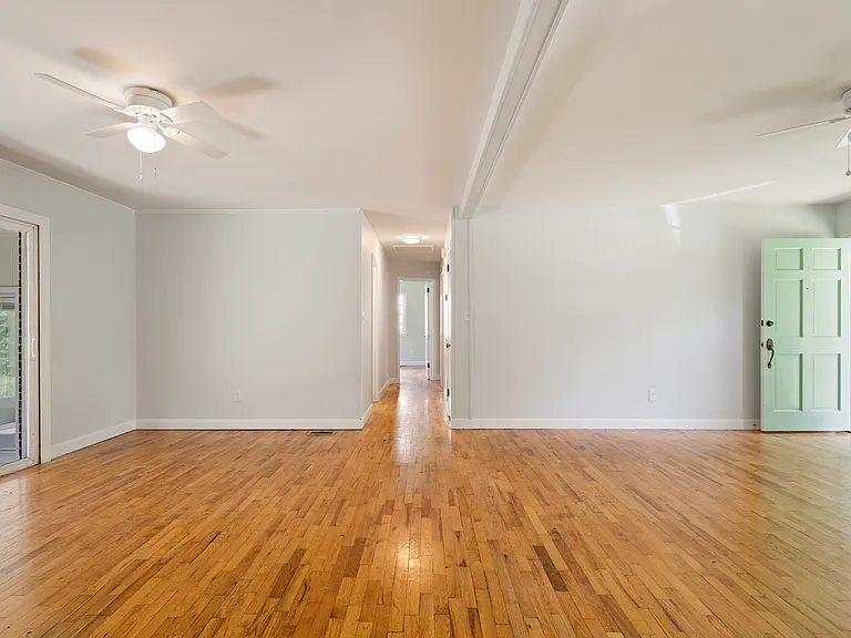 513 Mohican Trl — Photo 9