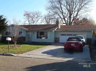 1916 E Cherry St, Caldwell, ID 83605
