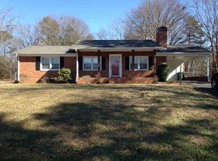 451 Pine Forest Dr, Kernersville, NC 27284