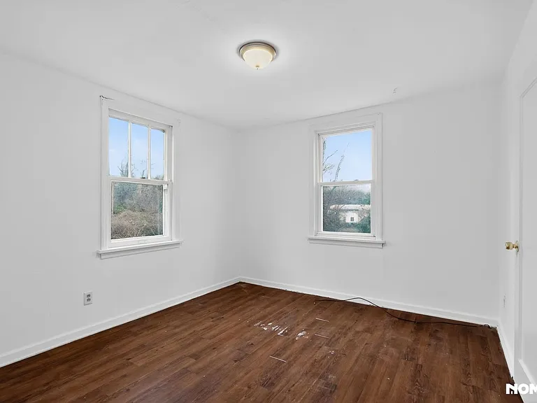 226 Argent Ave — Photo 11