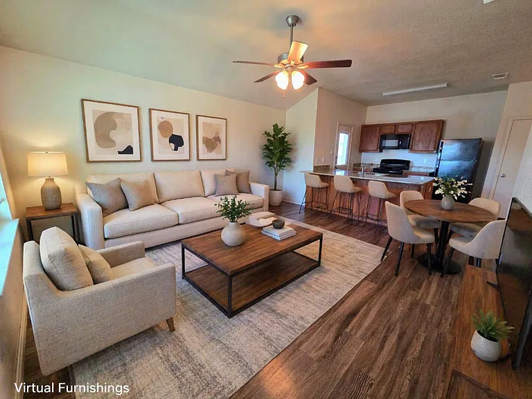 3316 Stonewall Dr #B — Photo 2