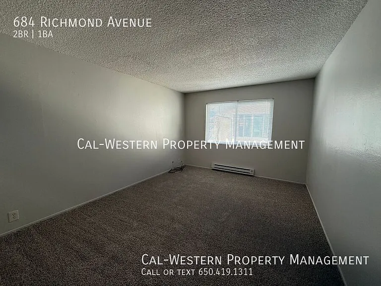 684 Richmond Ave — Photo 10