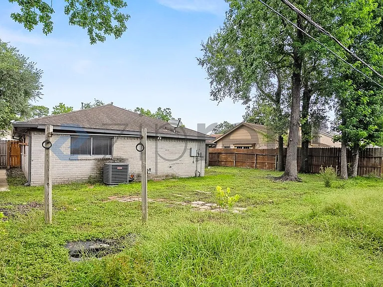 10914 Clear Fork Dr — Photo 24