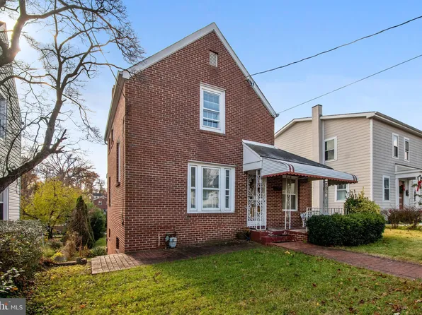 3133 Newton St NE, Washington, DC 20018