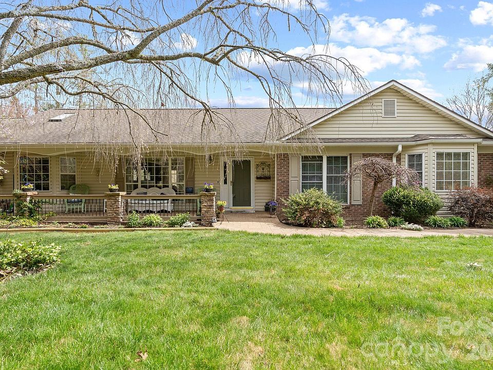 1st image of 432 Hunters Glen Ln