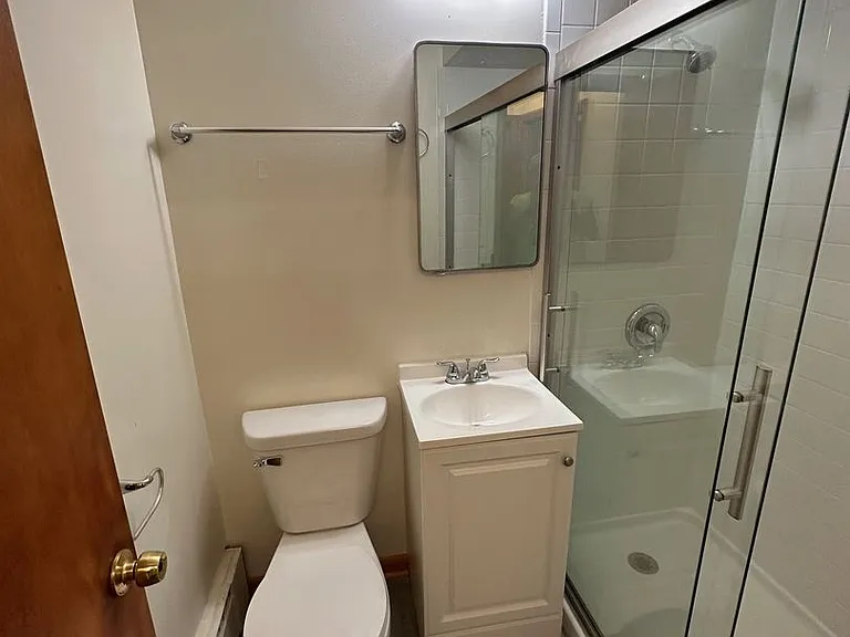 6713 W Bluemound Rd #53213-7300 — Photo 4