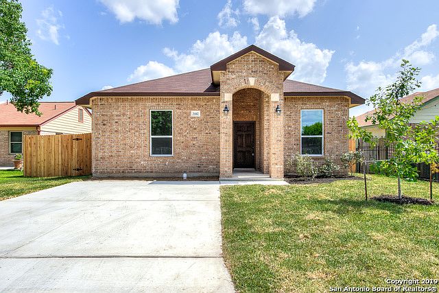 1st image of 3442 Aragon Dr