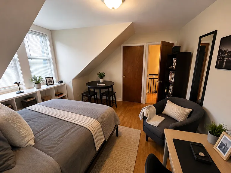 23-25 Cushing St #2 — Photo 8