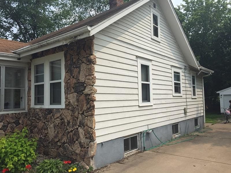 2nd image of 3601 54th St E