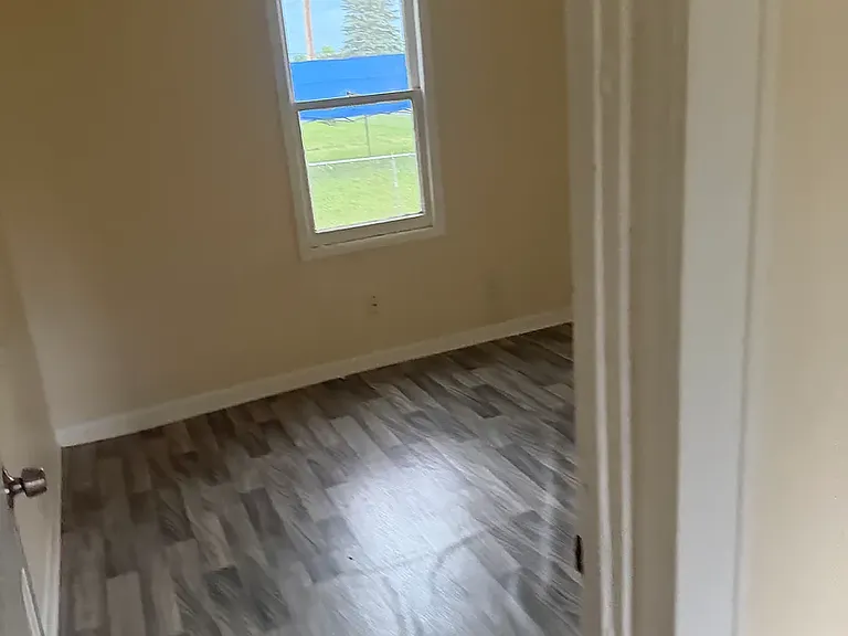 2927 Fairview St — Photo 8