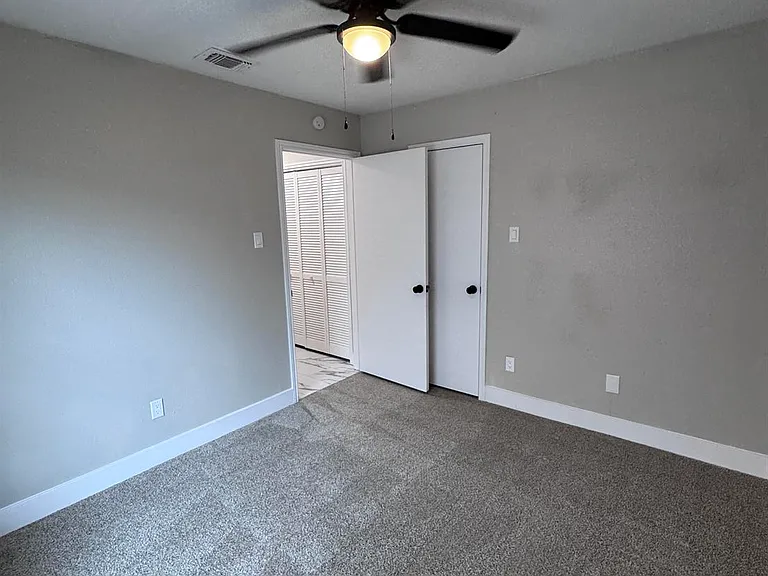 7722 Covington Dr — Photo 12