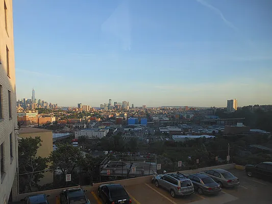 Sold by Hudson View Realty LLC | media 12