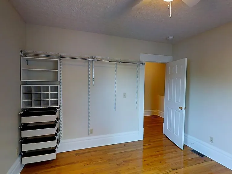 235 E 11th Ave — Photo 7