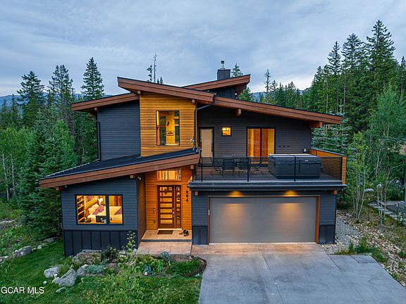 2nd image of 684 Vasquez Road