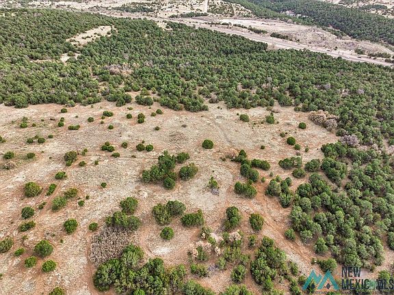 4th image of 240 Sedillo Hill Rd