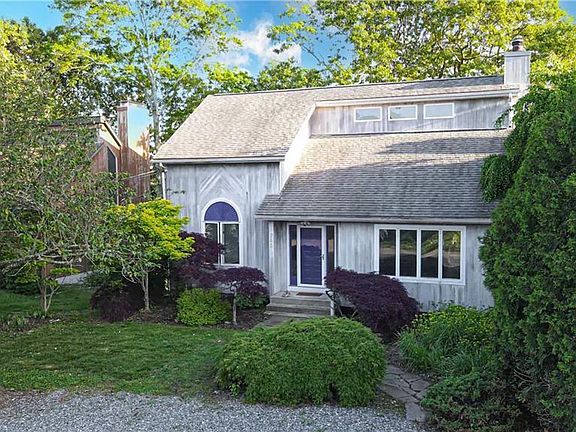 2nd image of 262 Wood Hill Rd