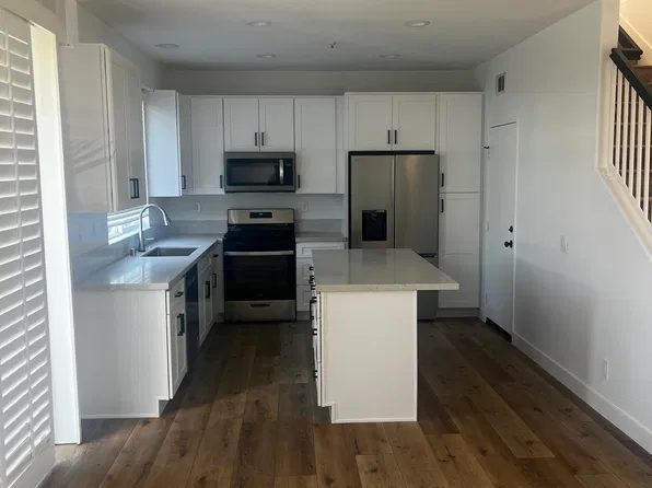 13575 Via Santa Maria, Sylmar, CA 91342