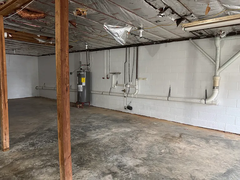 2319 Albright Dr — Photo 37