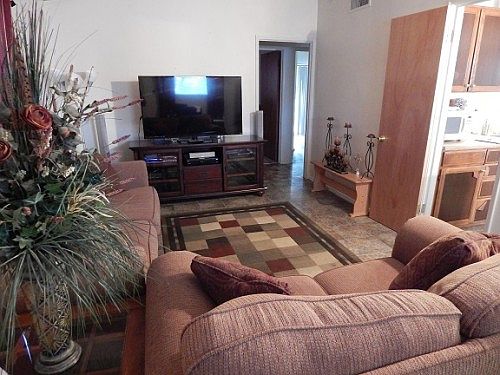 2nd image of 3237 Acorn Dr