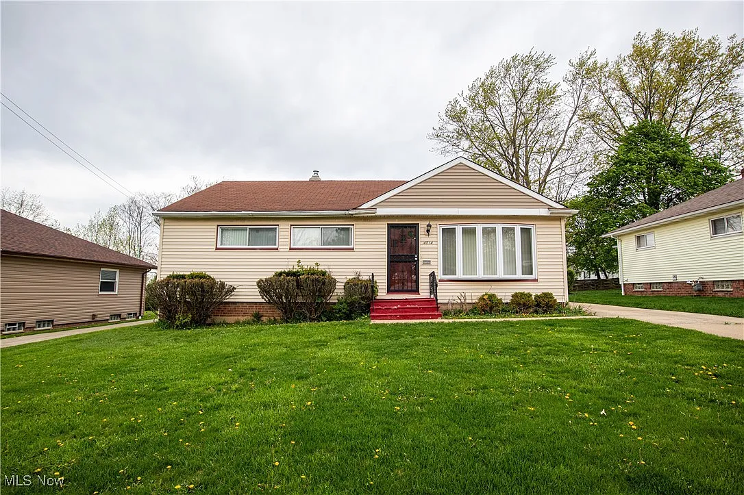 4514 Merrygold Blvd photo 1