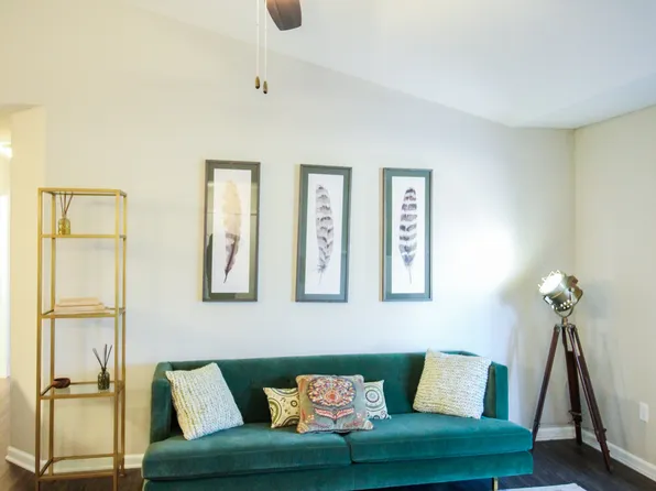 The Ponds at Madison, 6715 Three Fountains Way, Canal Winchester, OH 43110