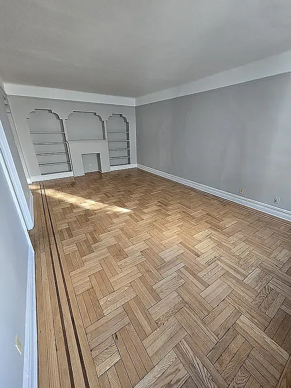 Building Photo - 679 Ocean Pkwy #D2