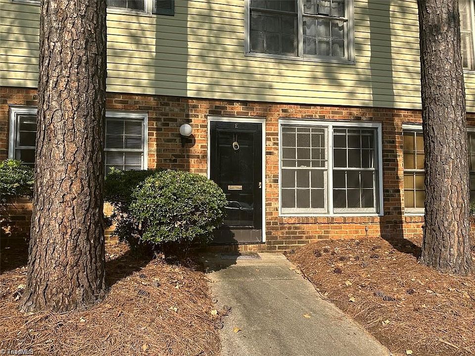 1st image of 2810 Pelham Pl