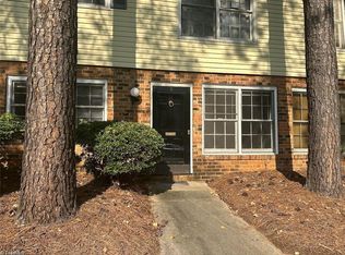 2810 Pelham Pl, Winston Salem, NC