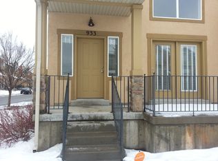 933 W Spring Creek Ln, Farmington, UT 84025