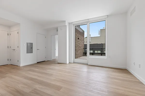 Rented by MNS | media 21