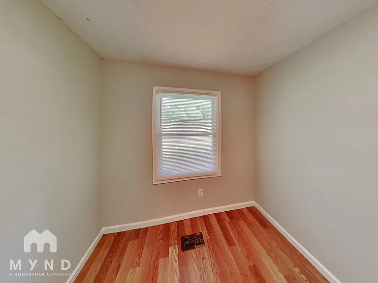 7610 Denon Hills Dr — Photo 15