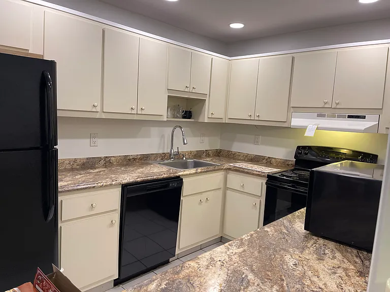 245 Center Rd #103 — Photo 39