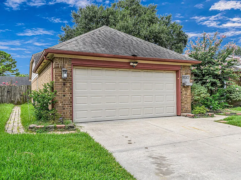 19307 Wildoats Dr — Photo 27