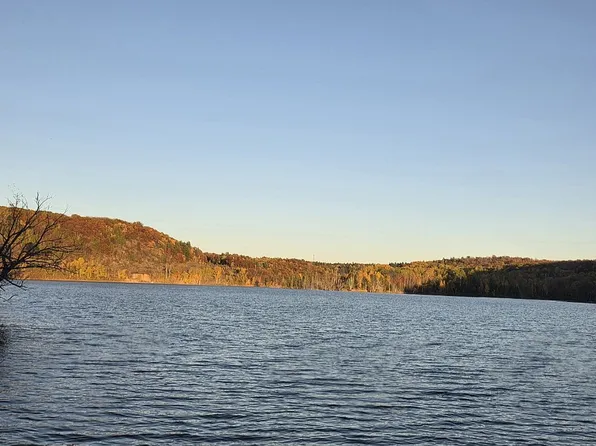 747 S Pine St, Ishpeming, MI 49849
