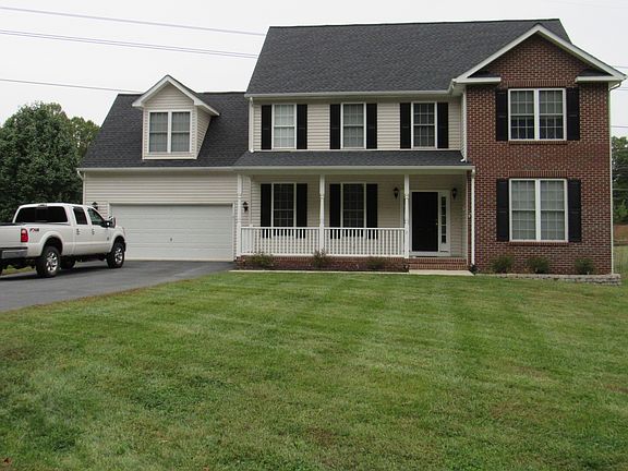 2nd image of 2 Pergola Dr