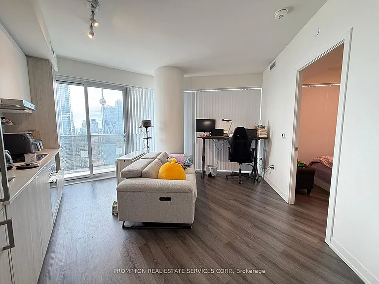 138 Downes St #5711 — Photo 25
