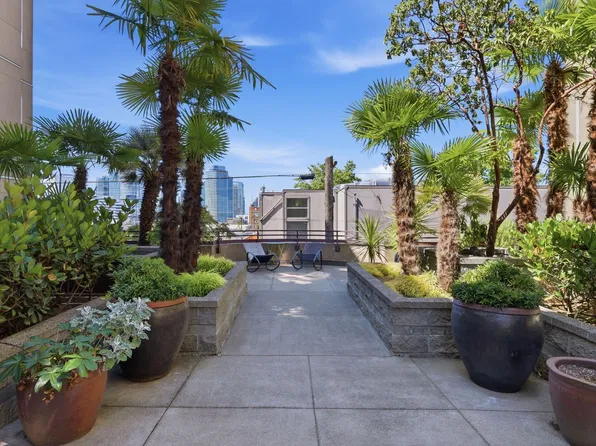 1711 E Olive Way APT 215, Seattle, WA 98102
