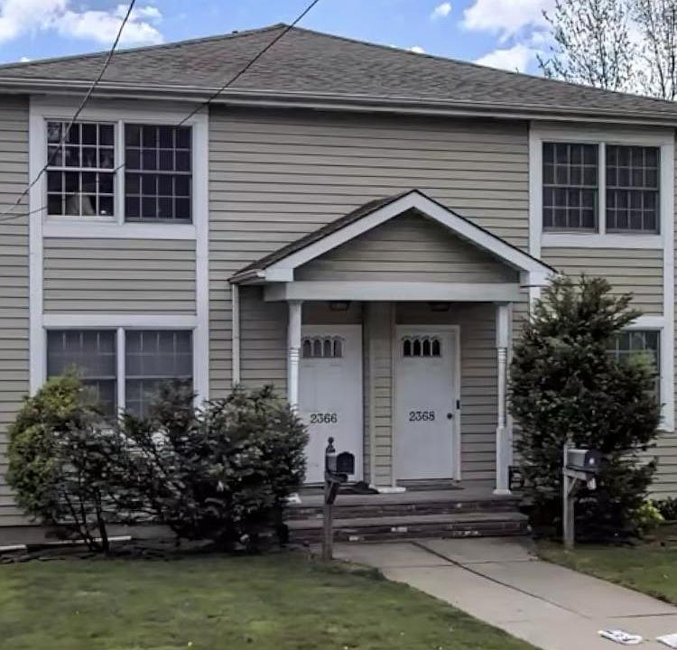 2368 Richmond Road #2